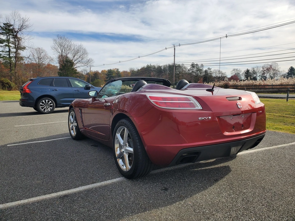 2009 Saturn Sky Red Line - Image 29 of 31