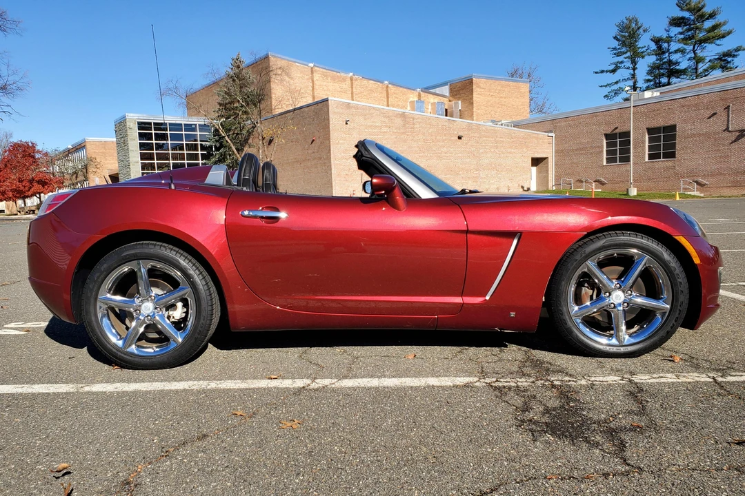 2009 Saturn Sky Red Line - Image 3 of 31