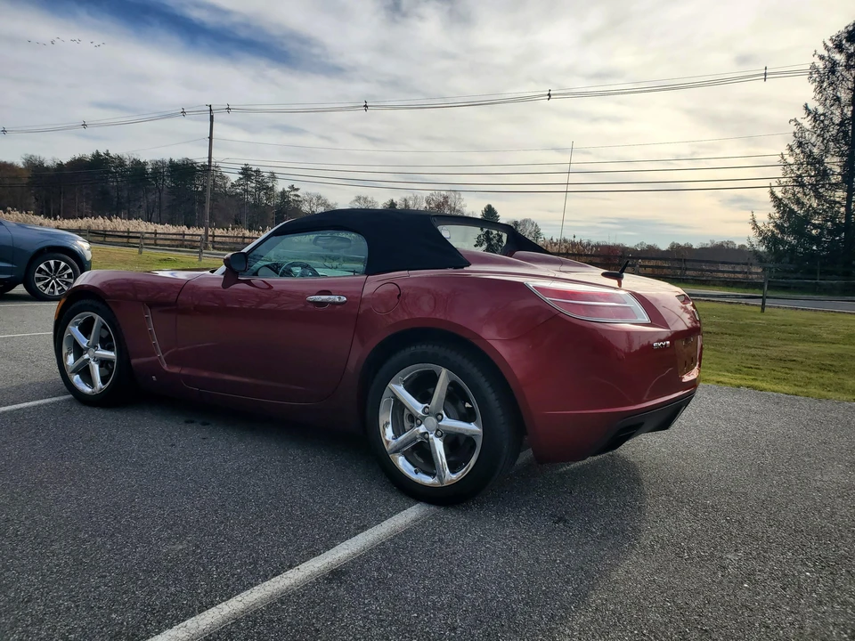 2009 Saturn Sky Red Line - Image 28 of 31