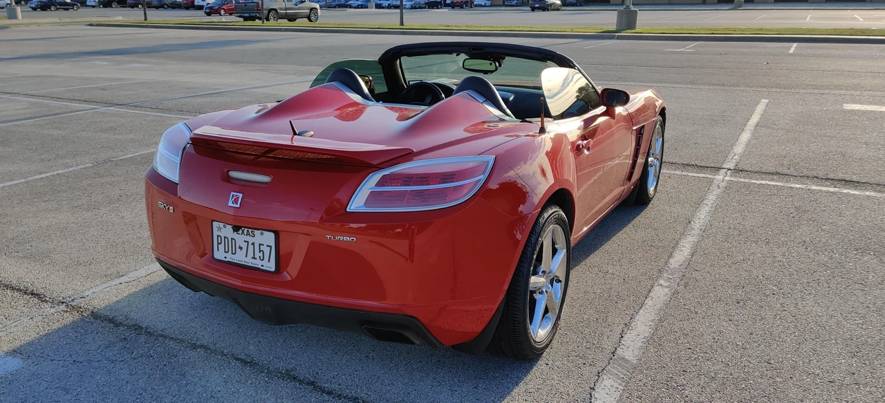2009 Saturn Sky Red Line - Image 12 of 31