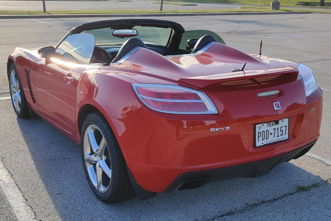 2009 Saturn Sky Red Line - Image 4 of 31