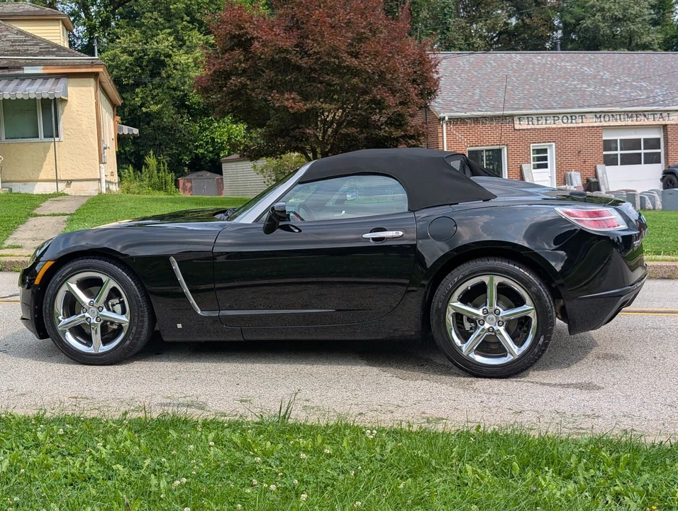 2009 Saturn Sky Red Line - Image 16 of 31