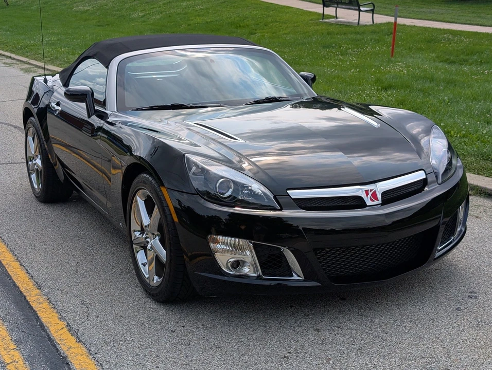 2009 Saturn Sky Red Line - Image 3 of 31