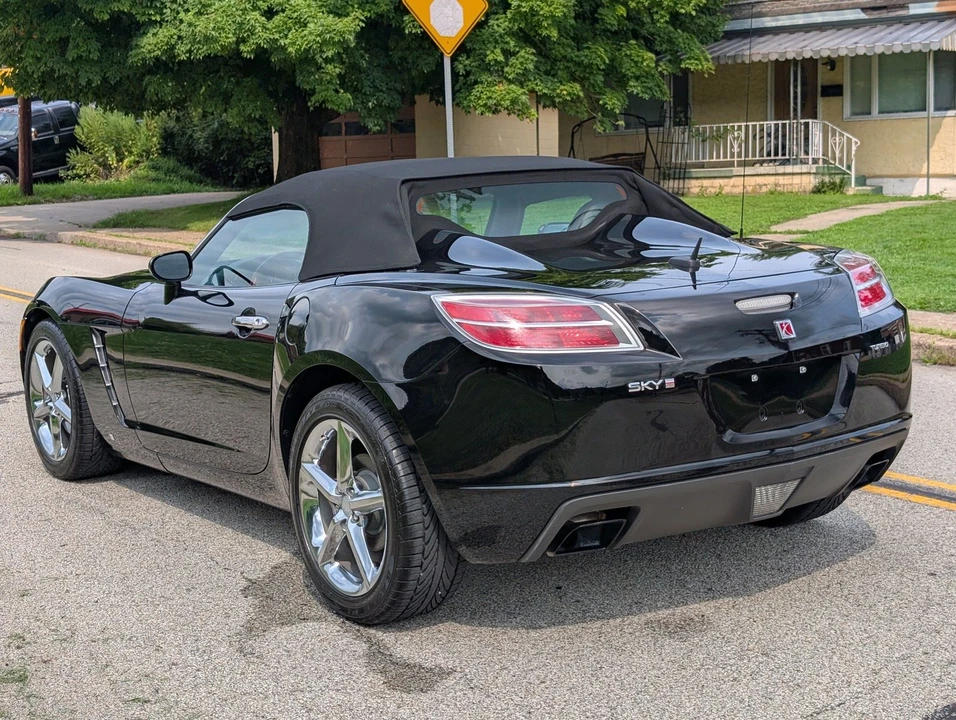 2009 Saturn Sky Red Line - Image 13 of 31