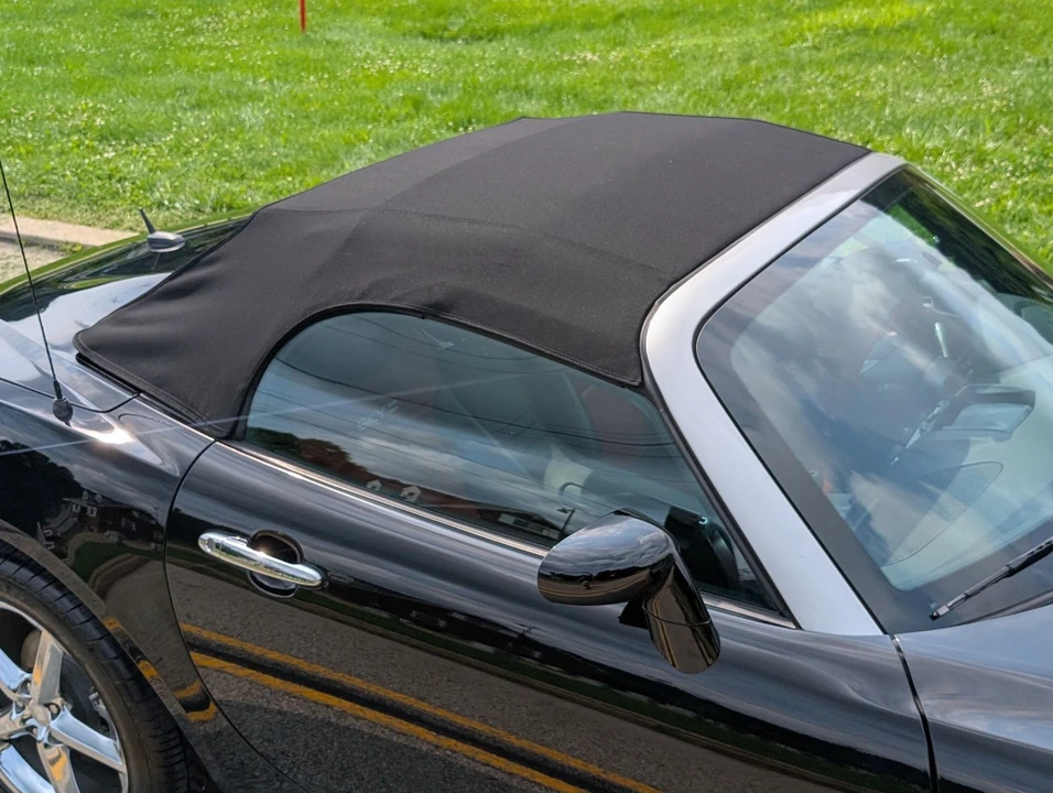 2009 Saturn Sky Red Line - Image 24 of 31