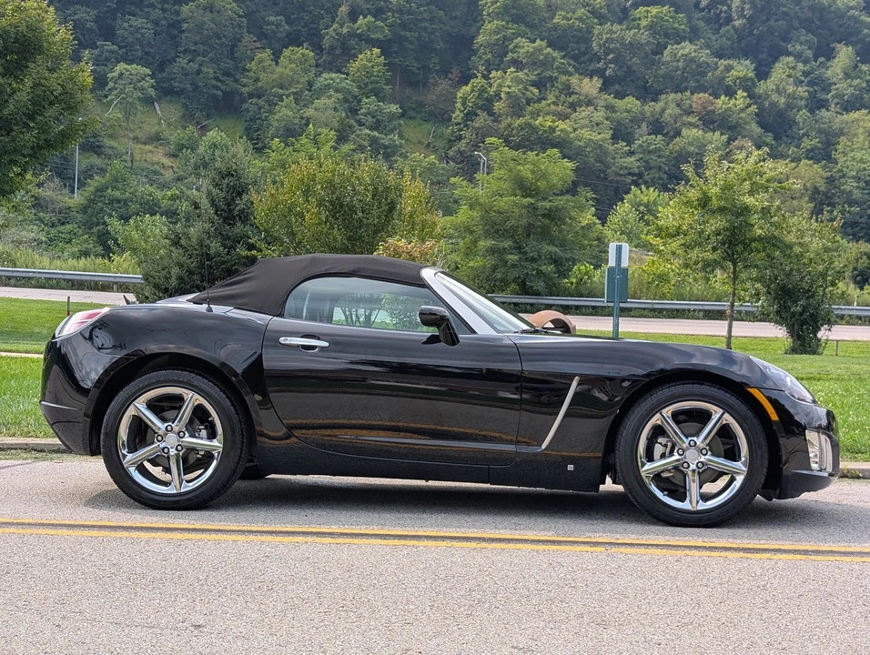 2009 Saturn Sky Red Line - Image 8 of 31