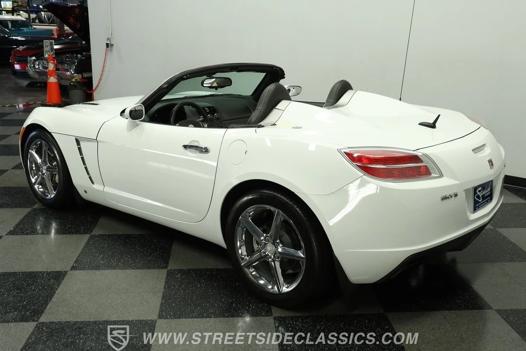 2009 Saturn Sky Red Line - Image 8 of 12