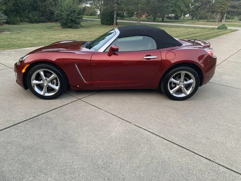 2009 Saturn Sky Red Line - Image 12 of 31