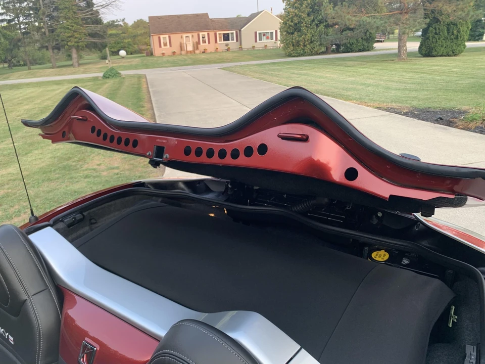 2009 Saturn Sky Red Line - Image 20 of 31