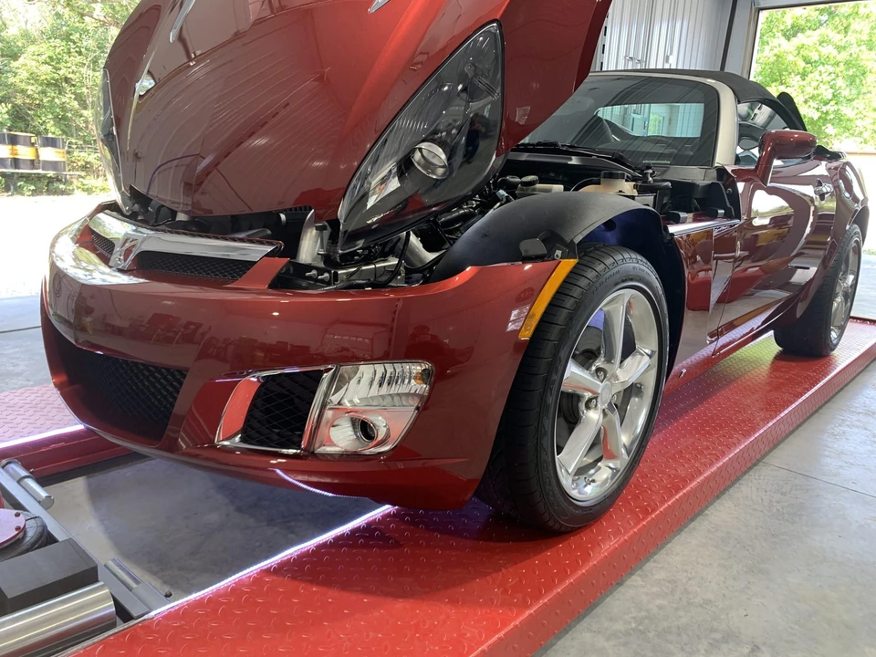 2009 Saturn Sky Red Line - Image 28 of 31