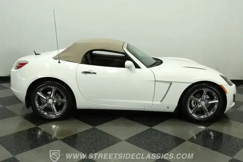 2009 Saturn Sky Red Line - Image 15 of 31