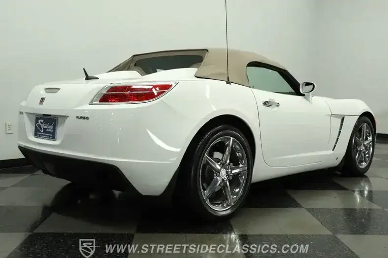 2009 Saturn Sky Red Line - Image 28 of 31