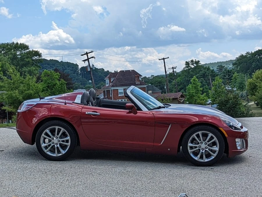 2009 Saturn Sky Red Line - Image 2 of 22