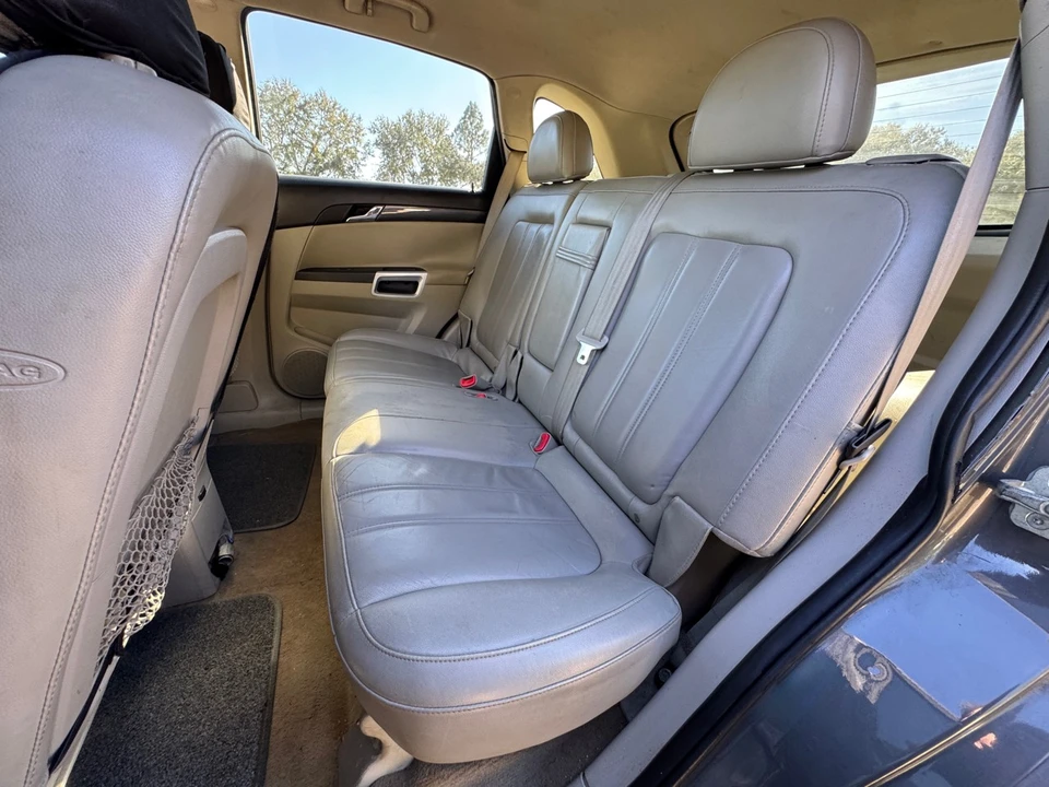 2009 Saturn Vue - Image 8 of 11