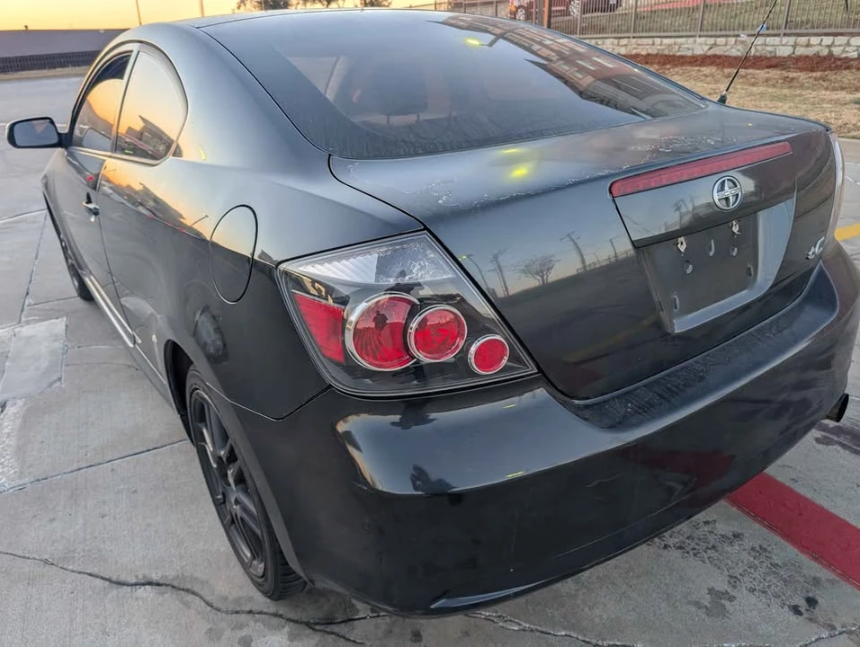 2009 Scion tC - Image 4 of 9