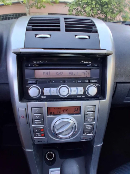 2009 Scion tC - Image 15 of 17