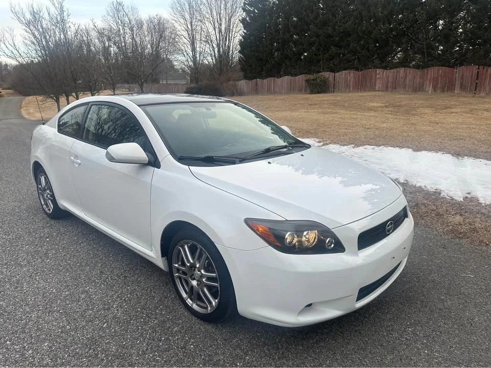 2009 Scion tC - Image 11 of 14
