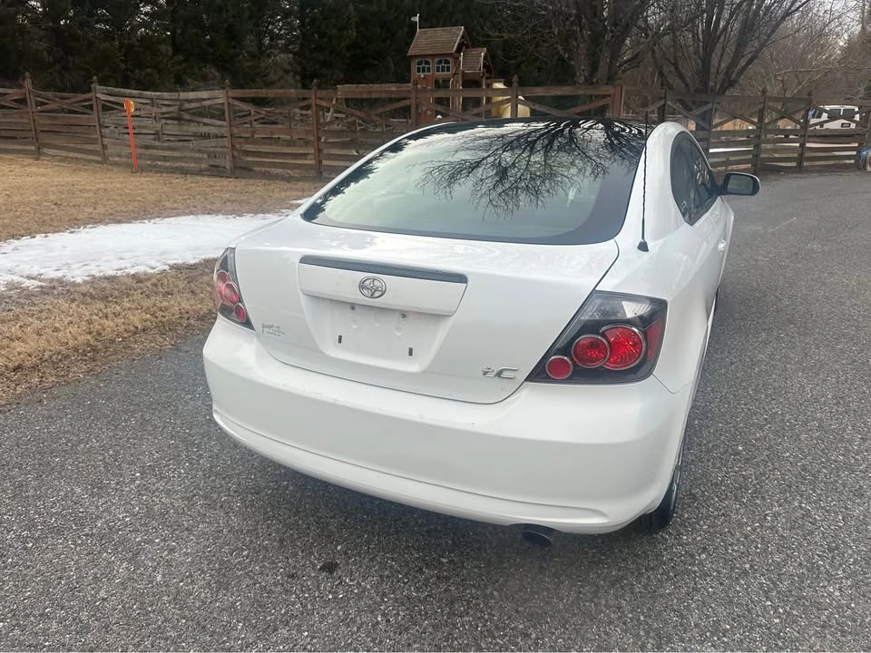 2009 Scion tC - Image 9 of 14