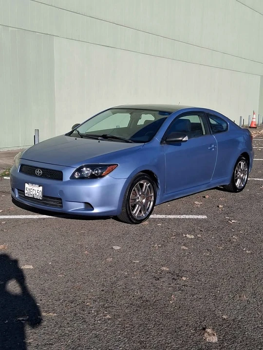 2009 Scion tC - Image 2 of 17