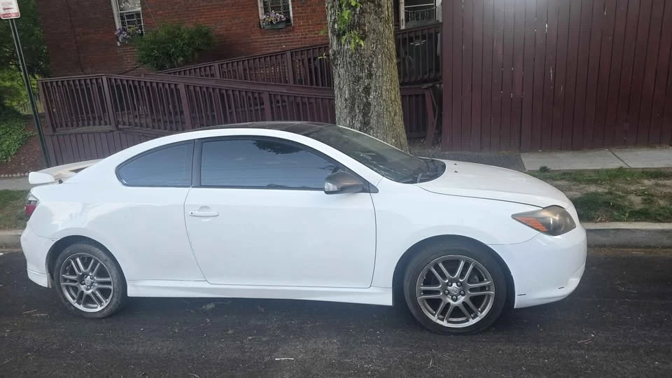 2009 Scion tC - Image 3 of 6