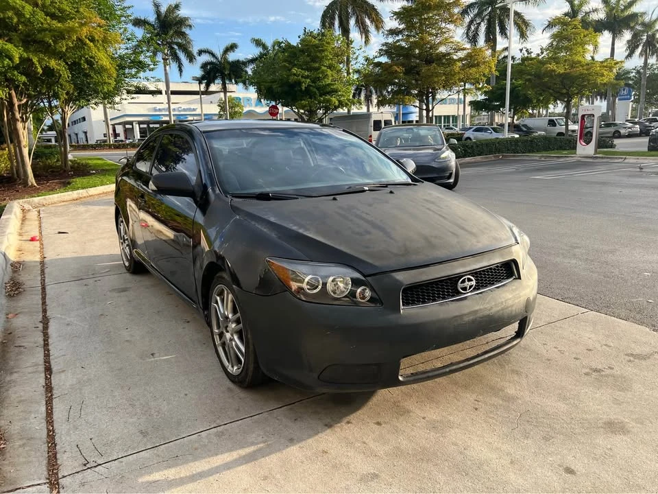 2009 Scion tC - Image 2 of 4