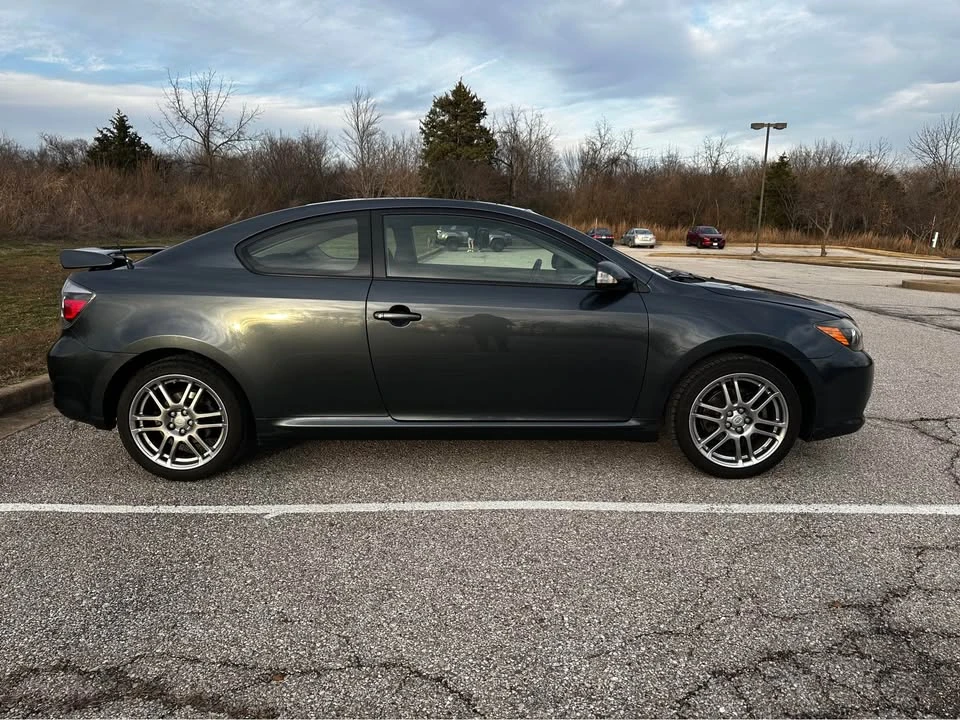2009 Scion tC - Image 2 of 16