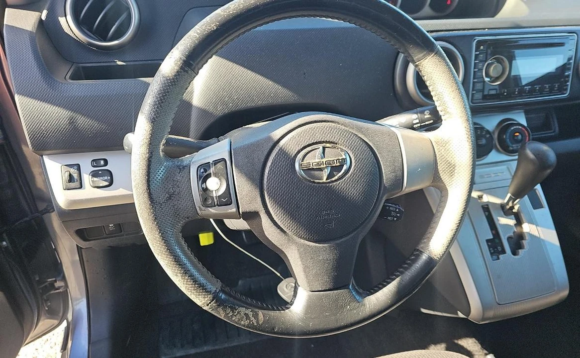 2009 Scion xB - Image 10 of 14