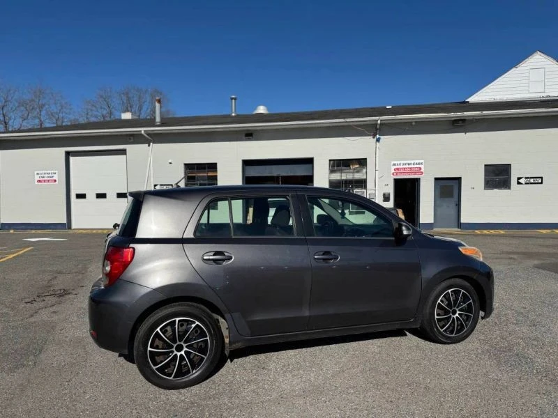 2009 Scion xD - Image 10 of 12