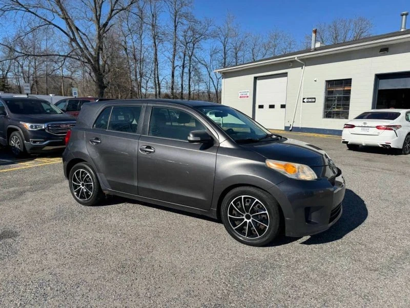 2009 Scion xD - Image 7 of 12