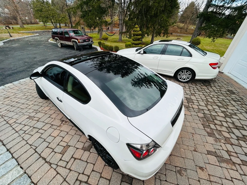 2009 Scion tC - Image 2 of 21