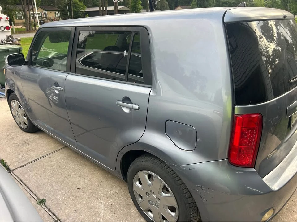 2009 Scion xB - Image 4 of 5