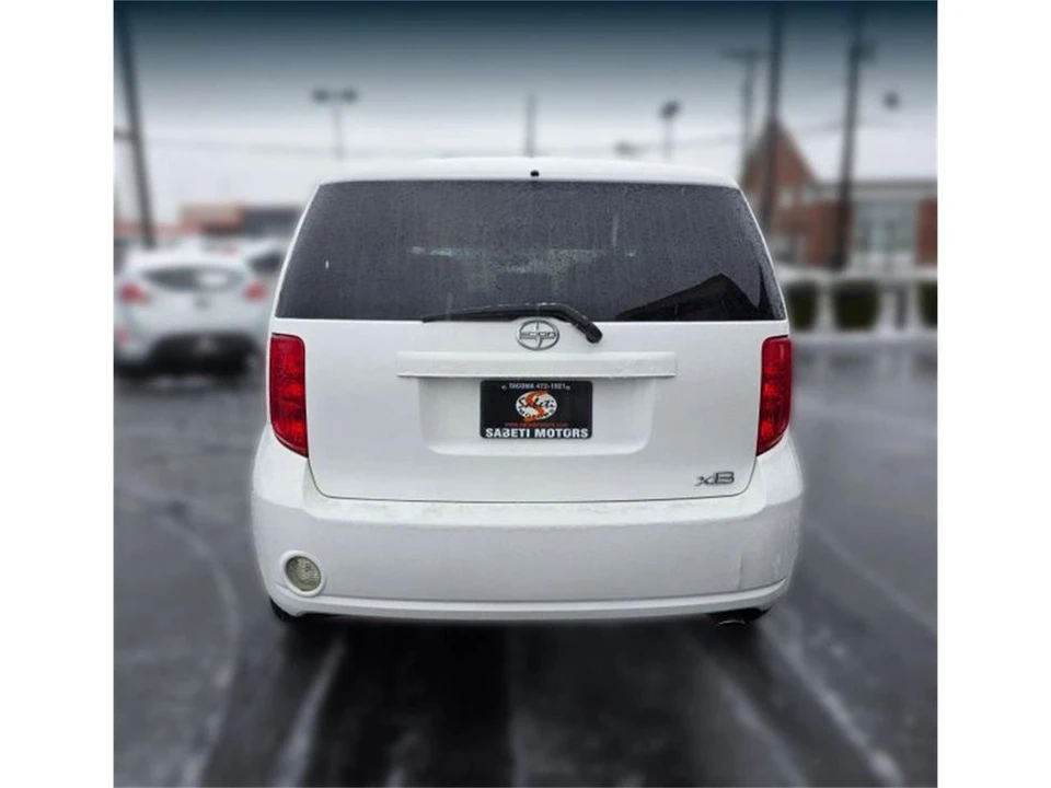 2009 Scion xB - Image 4 of 18
