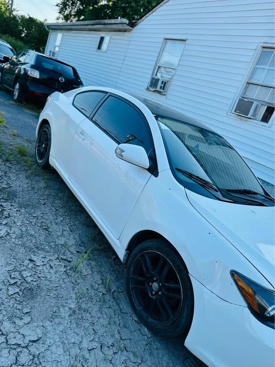 2009 Scion tC - Image 6 of 7
