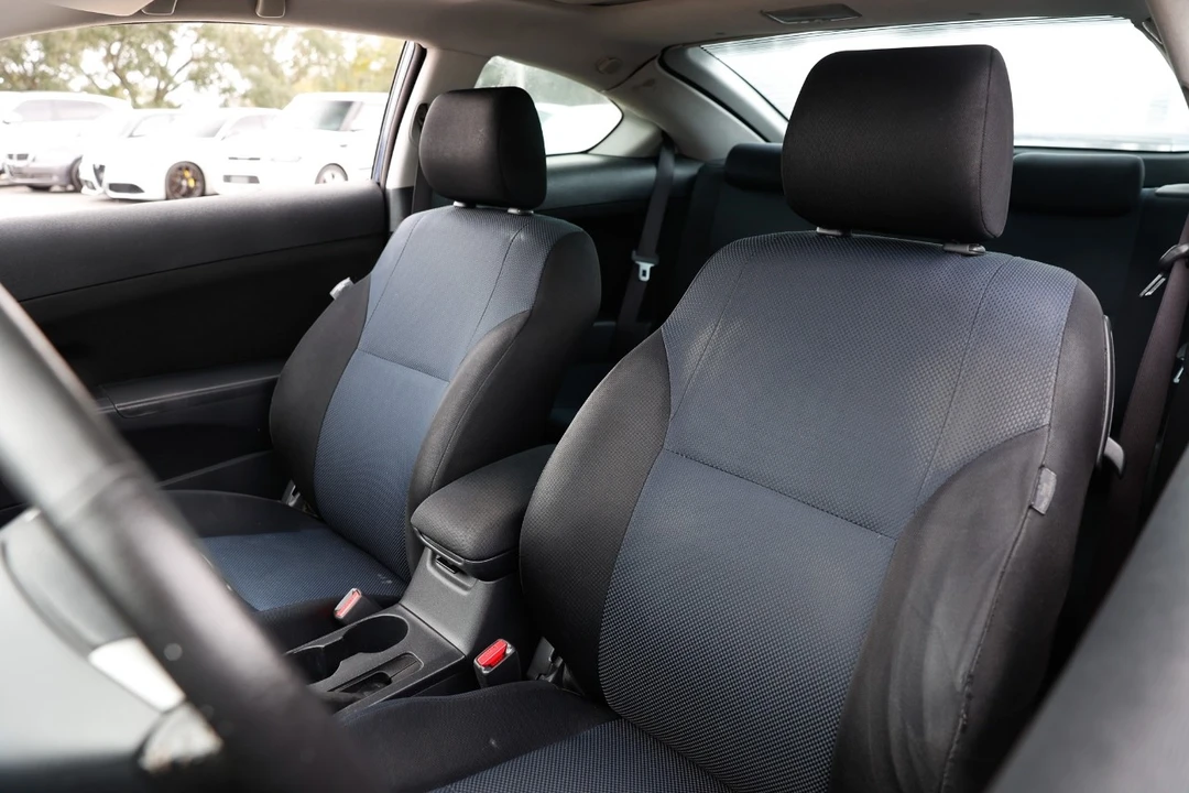 2009 Scion tC - Image 6 of 12