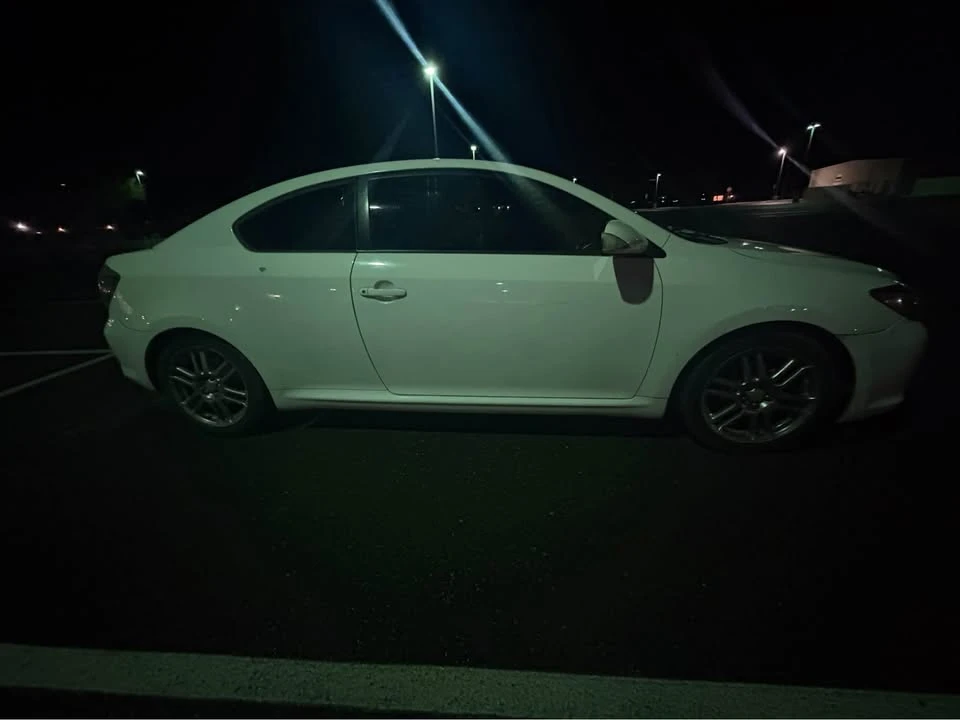 2009 Scion tC - Image 3 of 5