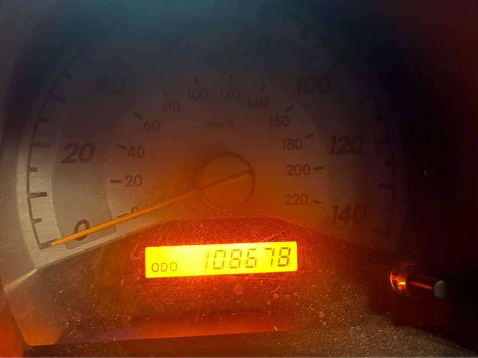2009 Scion tC - Image 6 of 8