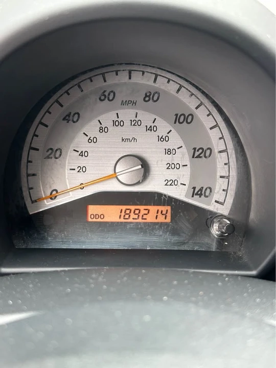 2009 Scion tC - Image 10 of 12