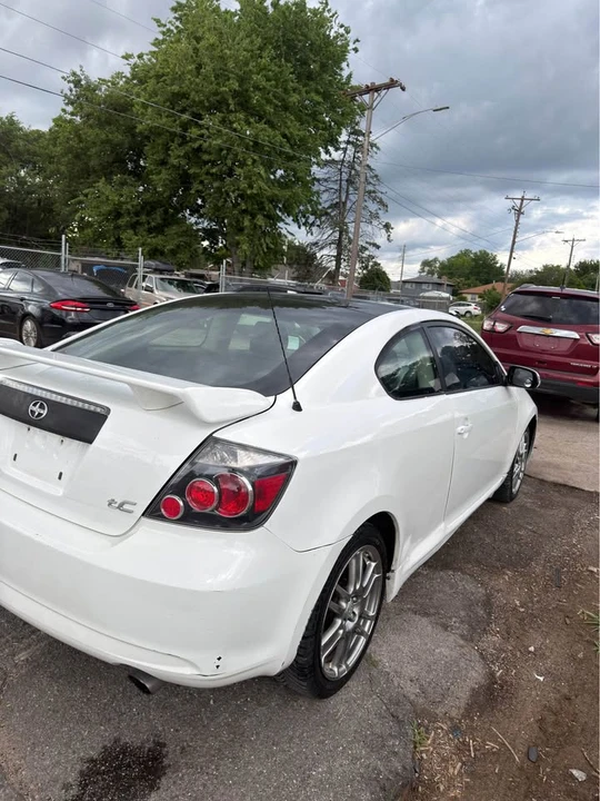 2009 Scion tC - Image 4 of 10