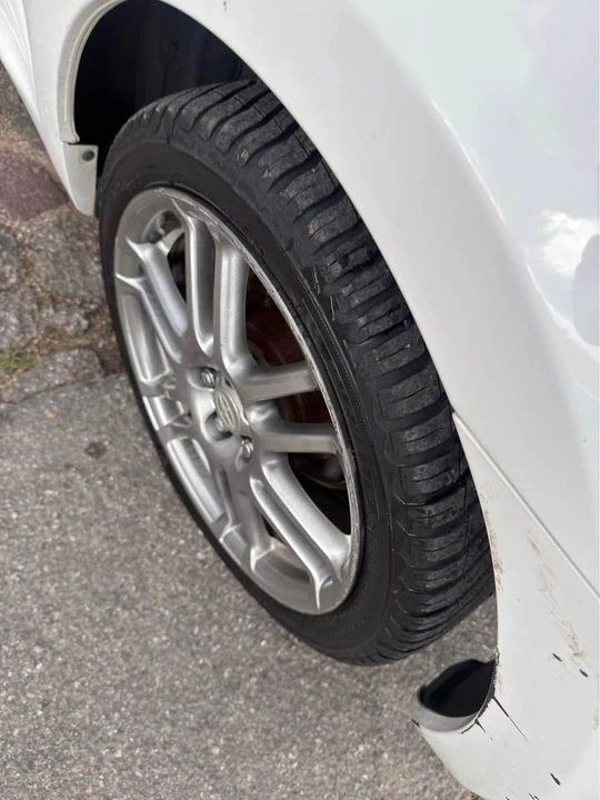 2009 Scion tC - Image 6 of 10