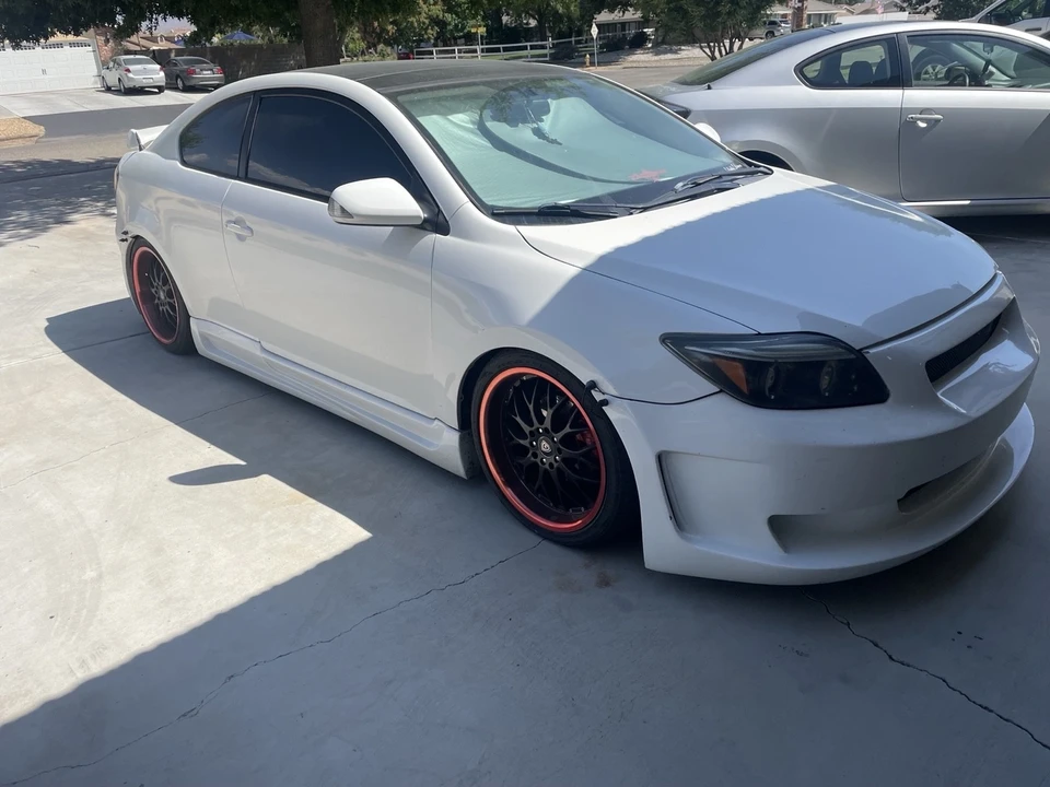 2009 Scion tC - Image 2 of 10