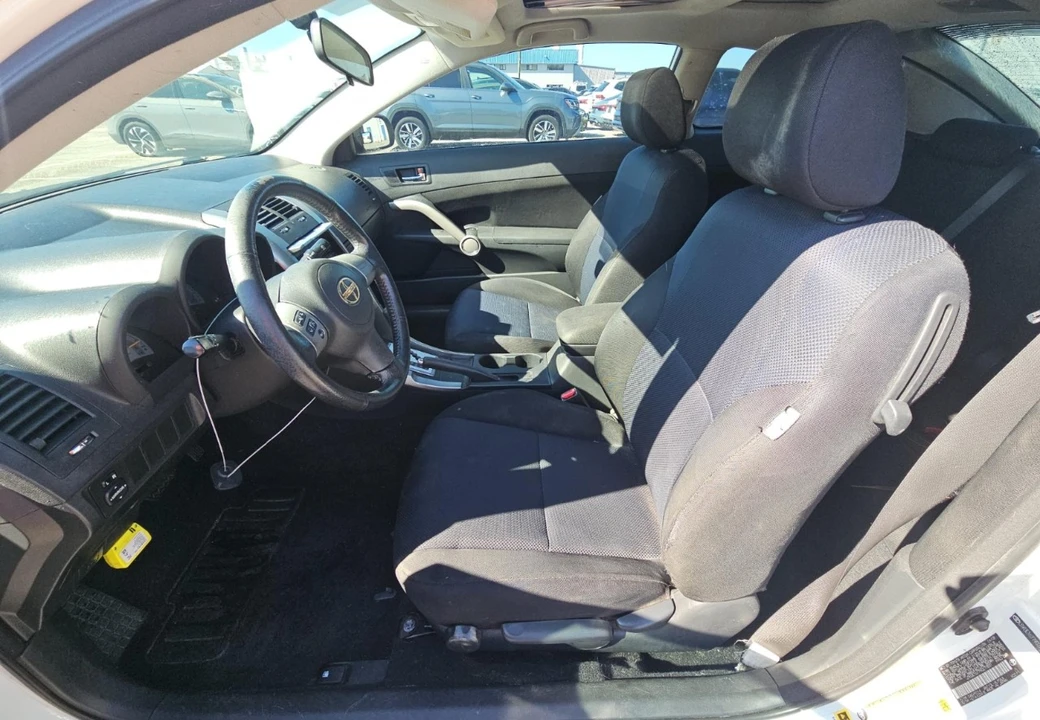 2009 Scion tC - Image 6 of 12