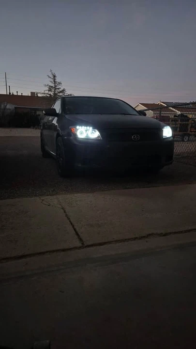 2009 Scion tC - Image 2 of 7