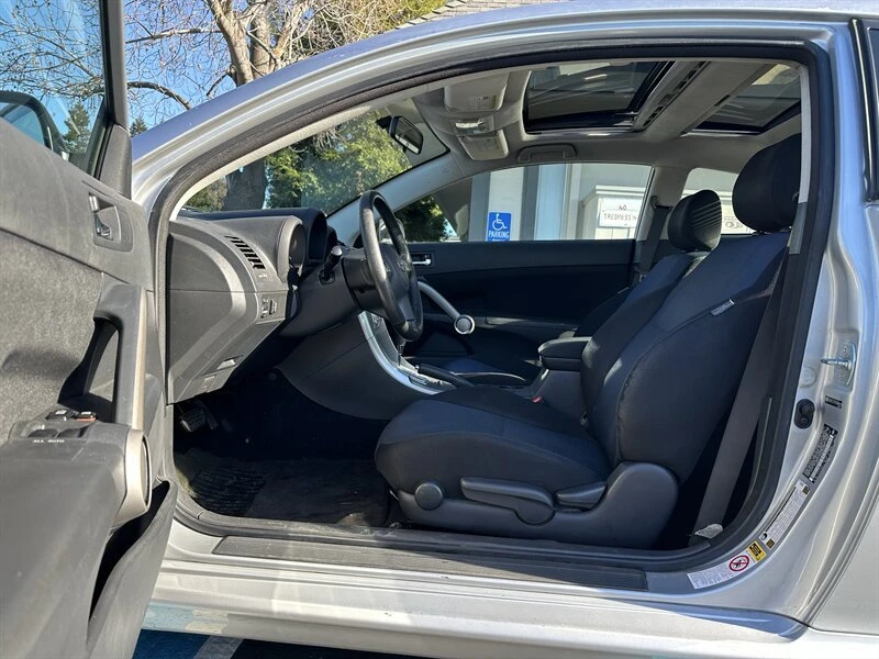 2009 Scion tC - Image 12 of 15