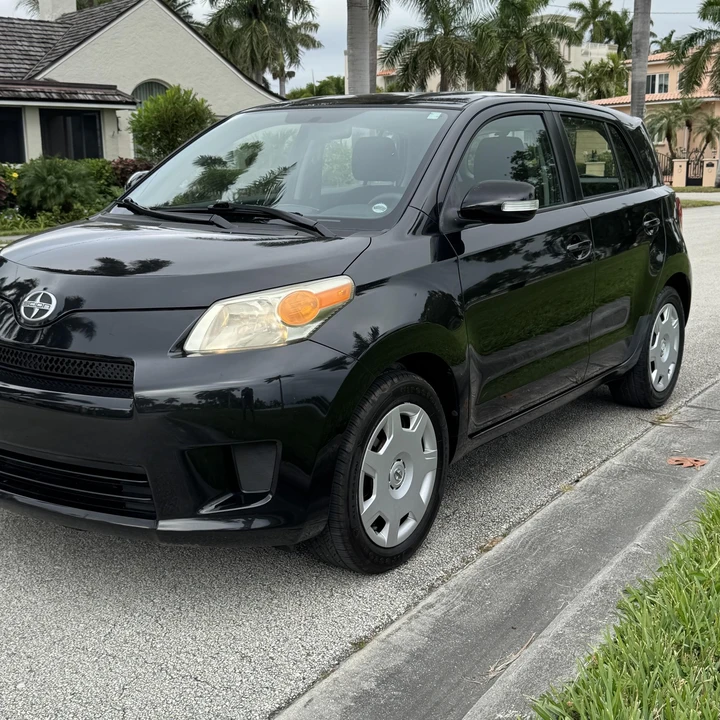 2009 Scion xD - Image 5 of 12