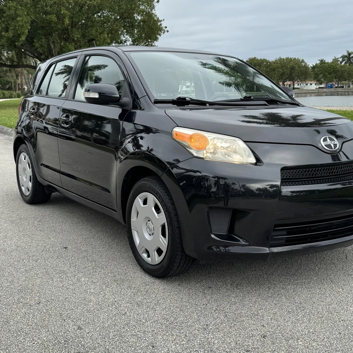 2009 Scion xD - Image 3 of 12