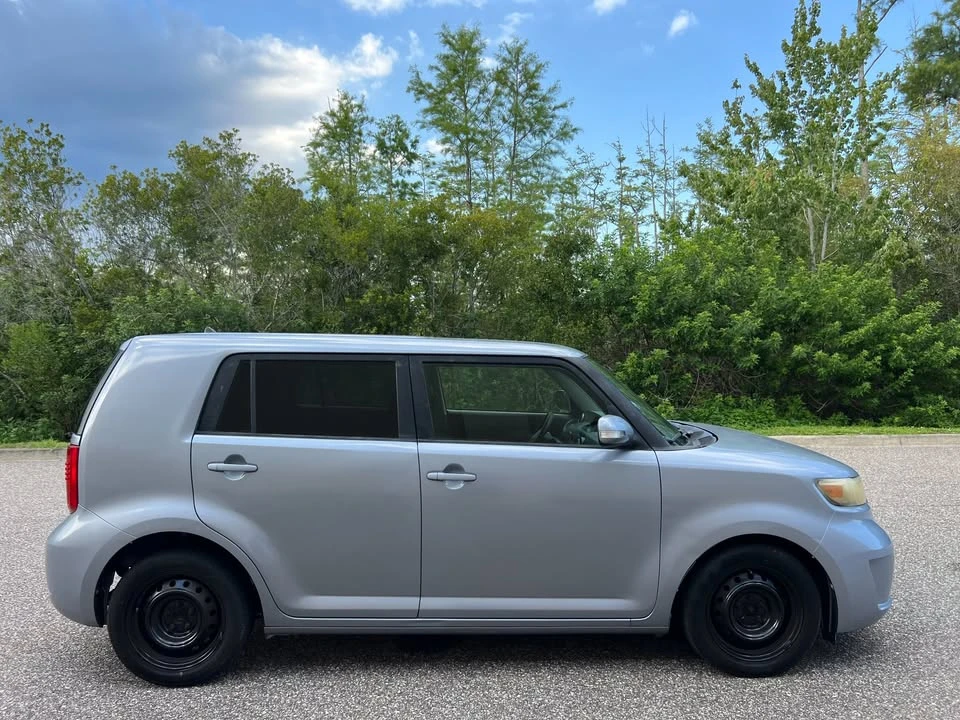 2009 Scion xB - Image 4 of 20