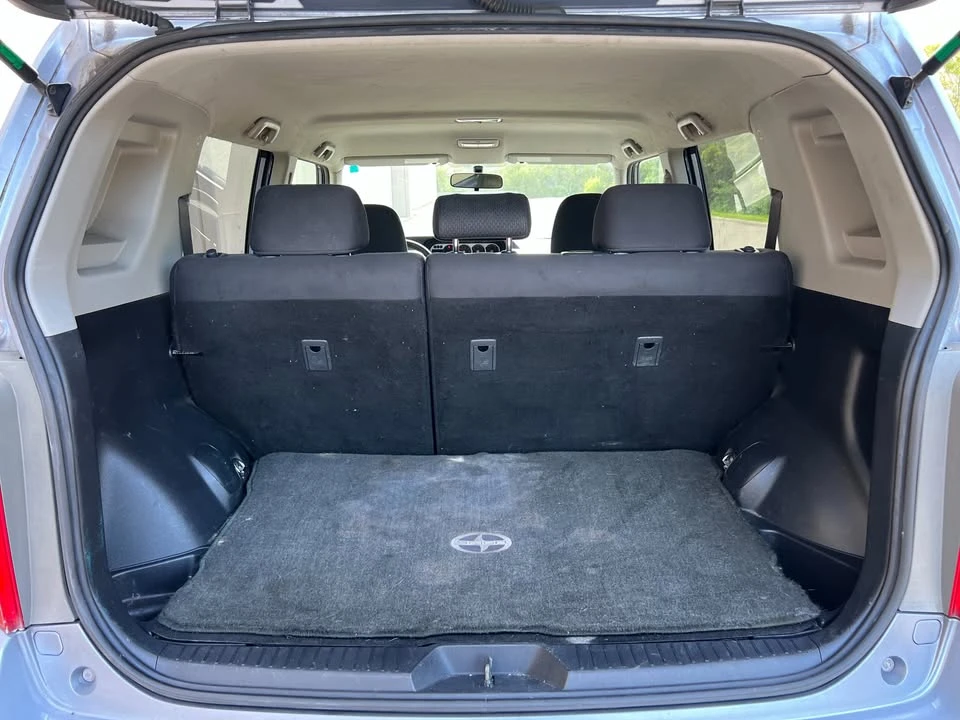 2009 Scion xB - Image 18 of 20
