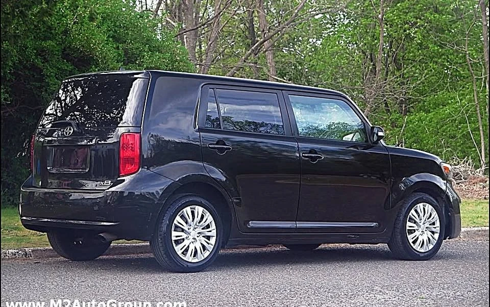 2009 Scion xB - Image 4 of 20