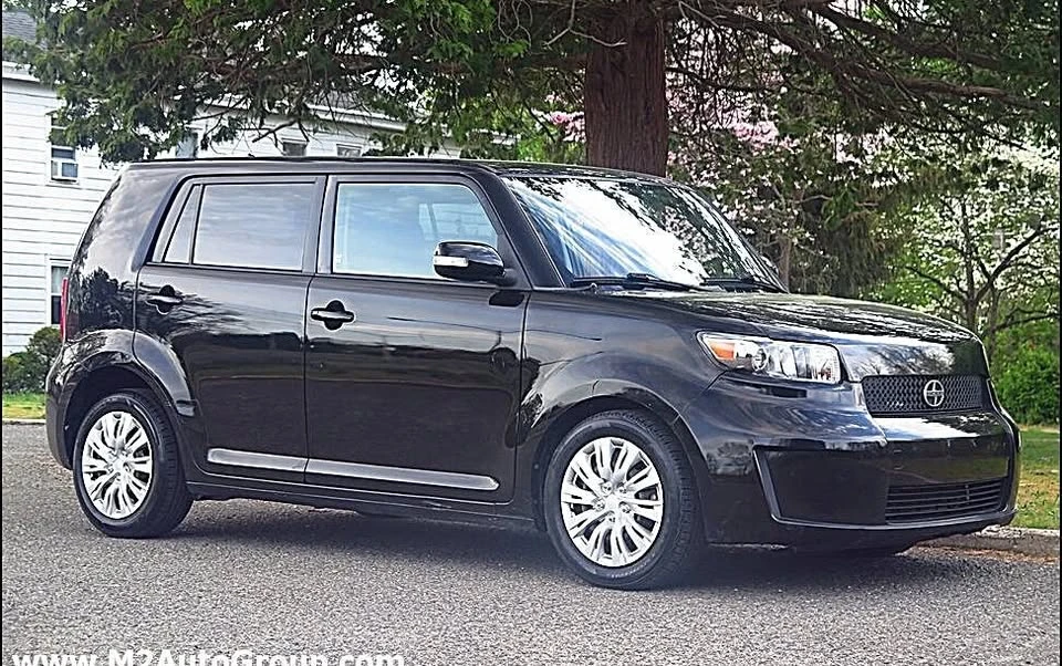 2009 Scion xB - Image 6 of 20