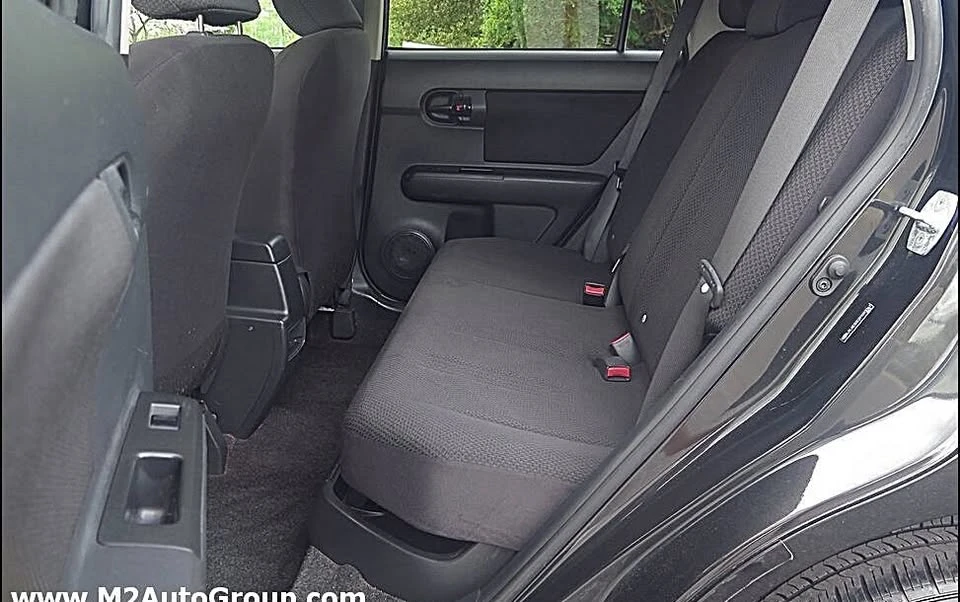 2009 Scion xB - Image 11 of 20